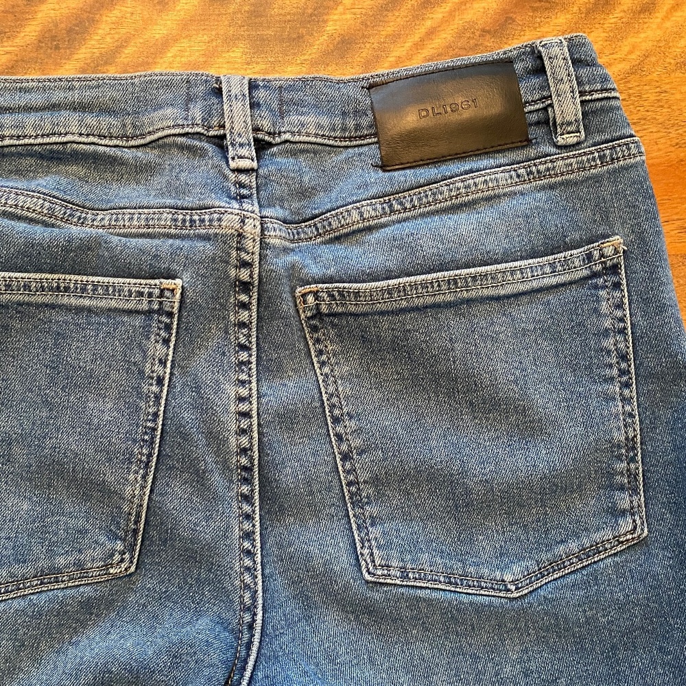 DL1961 Thea Relaxed Boyfriend Jeans - Picture 8 of 14